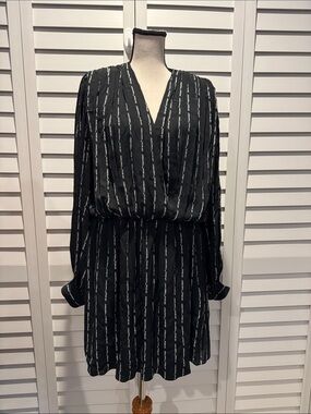 Off-White c/o Virgil ABLOH V-Neck lined Off white Pinstripe Dress-NoBelt-